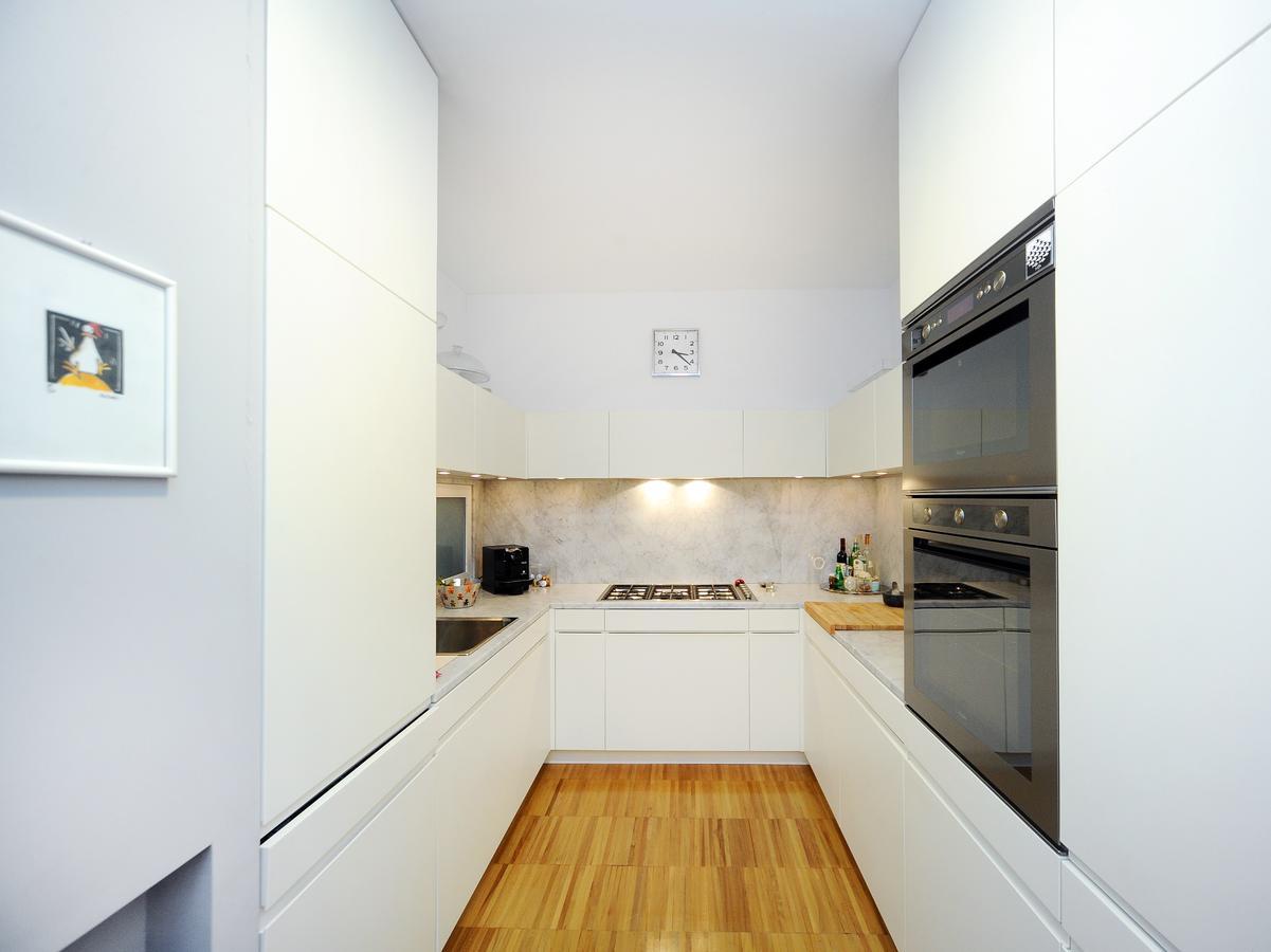 Urban District Apartments - Milan Isola Exclusive 1Br Buitenkant foto